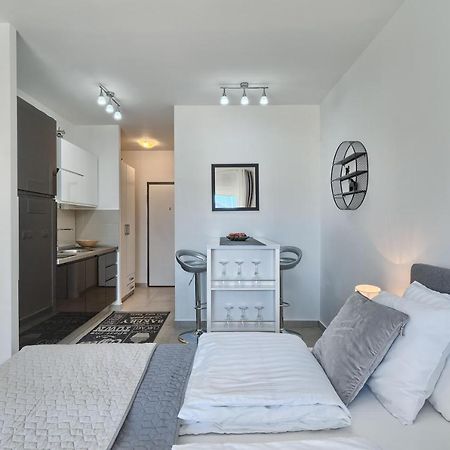 Modern Apartments With Sea View 150 Meters To Beach Каштела Екстер'єр фото