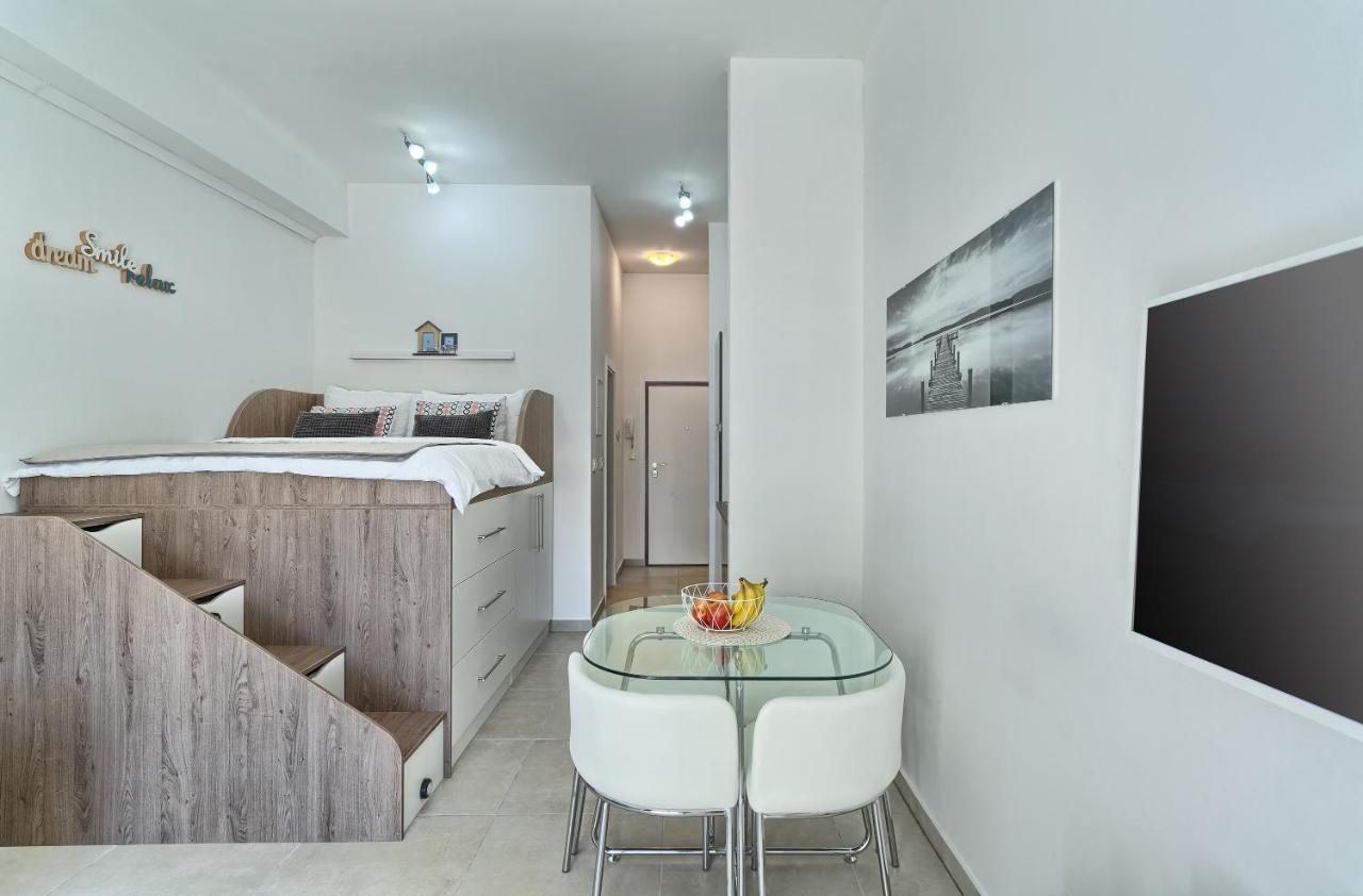 Modern Apartments With Sea View 150 Meters To Beach Каштела Екстер'єр фото