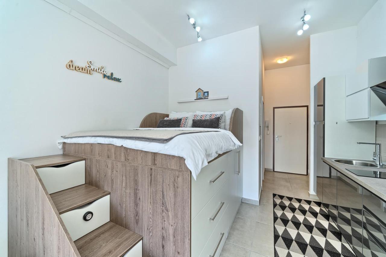 Modern Apartments With Sea View 150 Meters To Beach Каштела Екстер'єр фото