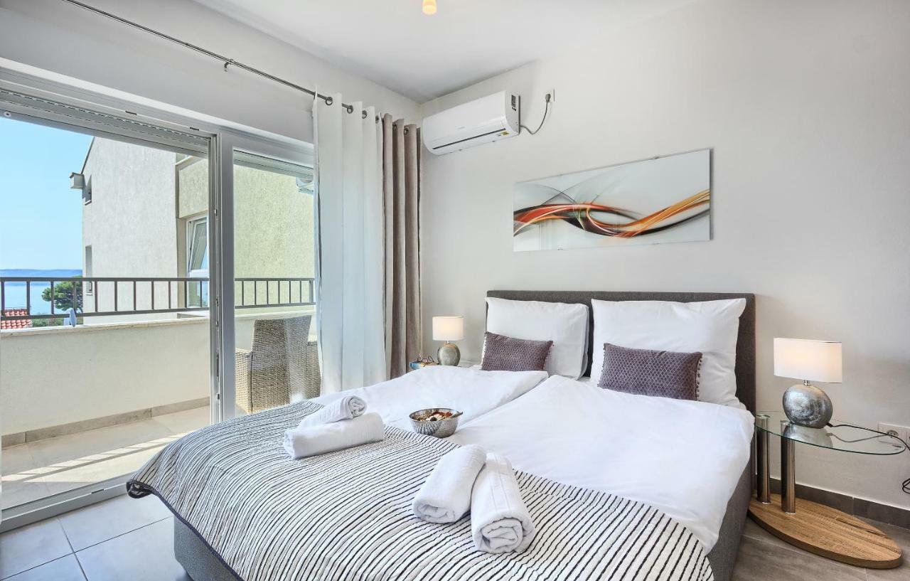 Modern Apartments With Sea View 150 Meters To Beach Каштела Екстер'єр фото