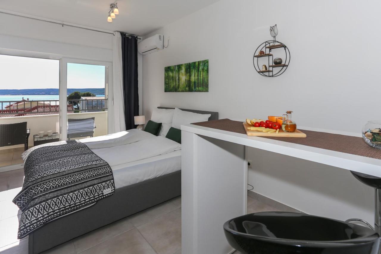 Modern Apartments With Sea View 150 Meters To Beach Каштела Екстер'єр фото